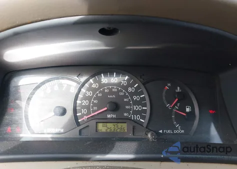 2004 Toyota Corolla Ce из США, поврежденный, VIN 2T1BR32EX4C186747